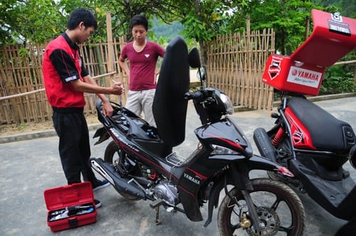 Sửa xe lưu động cứu hộ xe máy Yamaha Grander tận nơi tại HCM  SỬA XE SÀI  GÒN  BẢO DƯỠNG LÀM NỒI LÀM MÁY XE CHUYÊN NGHIỆP