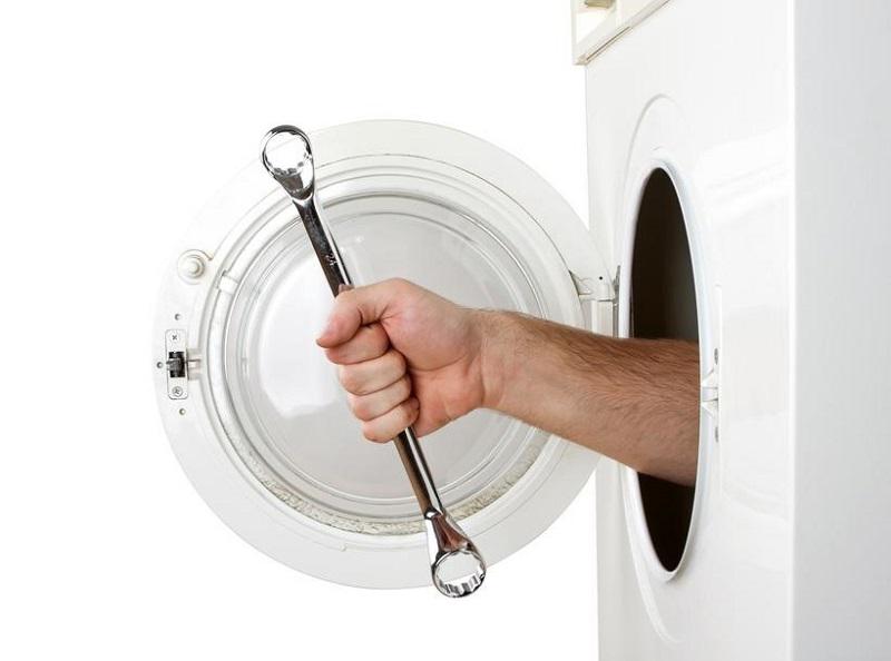  Các đường ống cấp nước trong máy giặt có thể bị hư hỏng theo thời gian 
